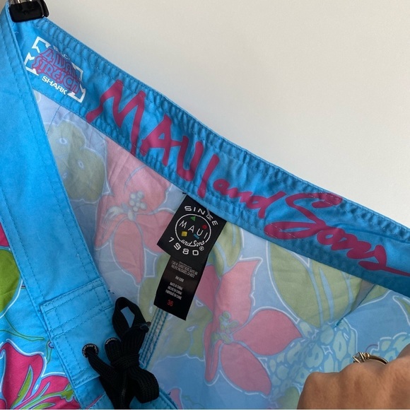 MAUI & SONS Blue Hawaiian Floral Swim Trunks Shorts Men’s 36 - Picture 10 of 11